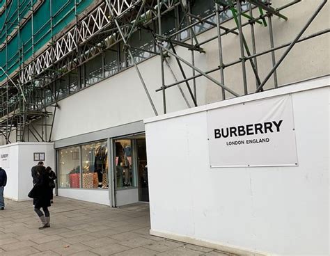 burberry factory london address